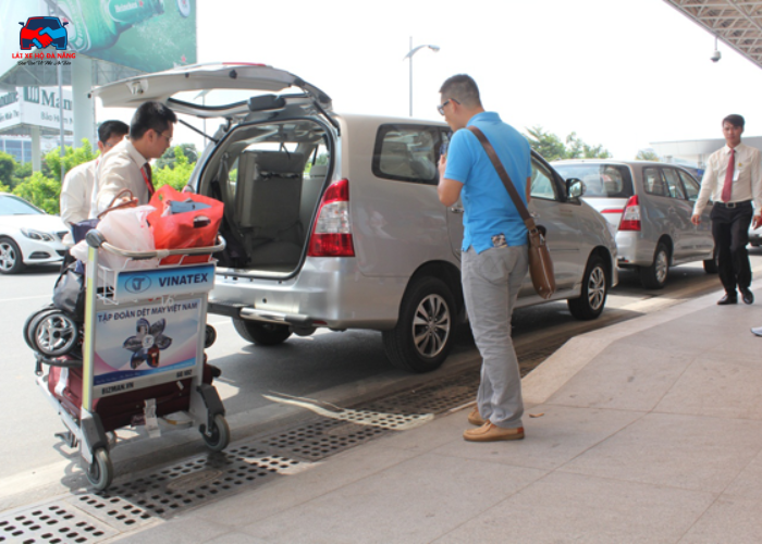 Dịch vụ lái xe hộ đưa đón sân bay uy tín (2)