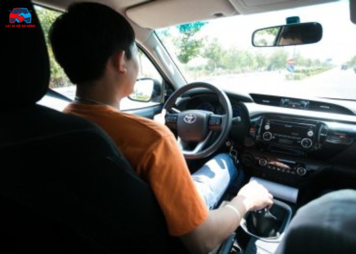 Thuê người lái xe hộ đi tỉnh (1)