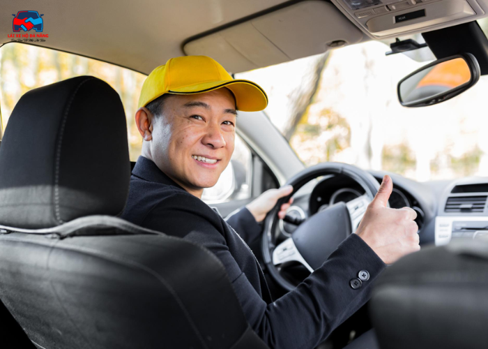 lái xe hộ Quận Phú Nhuận (1)
