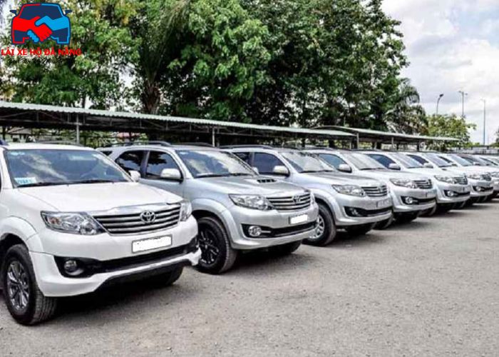 Bảng giá cho thuê xe 7 chỗ tự lái Đà Nẵng (2) Bảng giá cho thuê xe 7 chỗ tự lái Đà Nẵng (2)