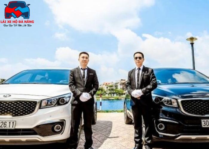 Bảng giá cho thuê xe 7 chỗ tự lái Đà Nẵng (3) Bảng giá cho thuê xe 7 chỗ tự lái Đà Nẵng (3)