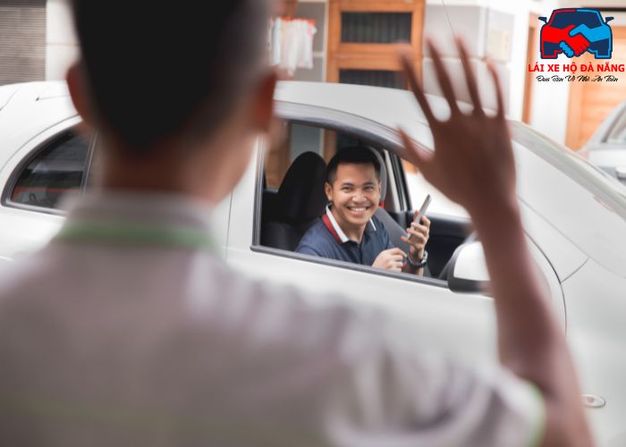 Lái Xe Hộ Hòa Xuân (2) Lái Xe Hộ Hòa Xuân (2)