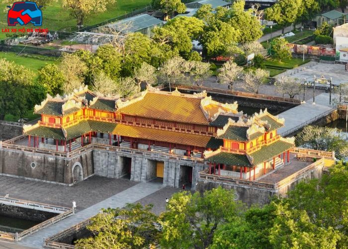 Thuê xe Đà Nẵng đi Thành phố Huế (6) Thuê xe Đà Nẵng đi Thành phố Huế (6)