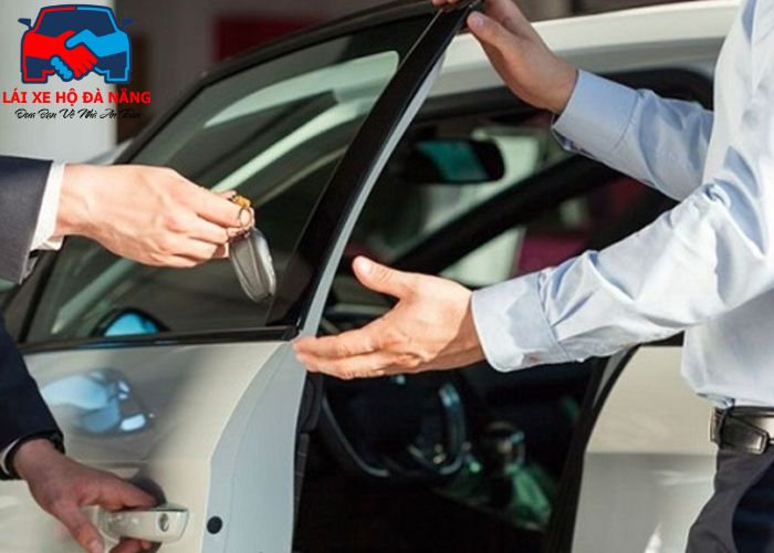 Thuê xe tự lái tại Cẩm Lệ (5) Thuê xe tự lái tại Cẩm Lệ (5)